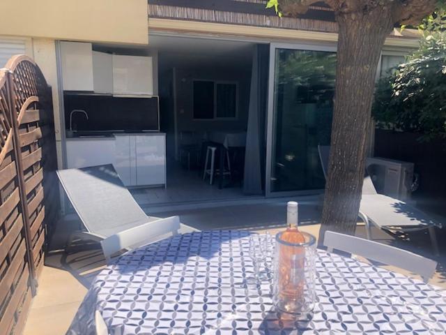 Cap D'Agde - Residence Estivales - Proche Naturiste - Terrasse - Wifi - Parking - Piscine - Clim Ngoại thất bức ảnh