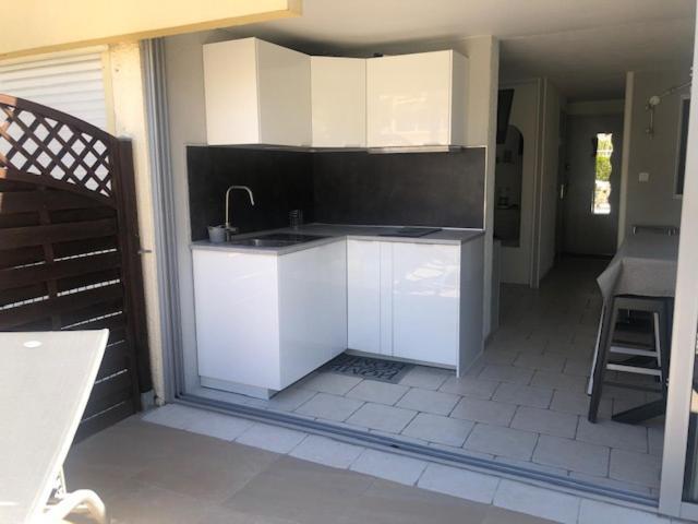 Cap D'Agde - Residence Estivales - Proche Naturiste - Terrasse - Wifi - Parking - Piscine - Clim Ngoại thất bức ảnh
