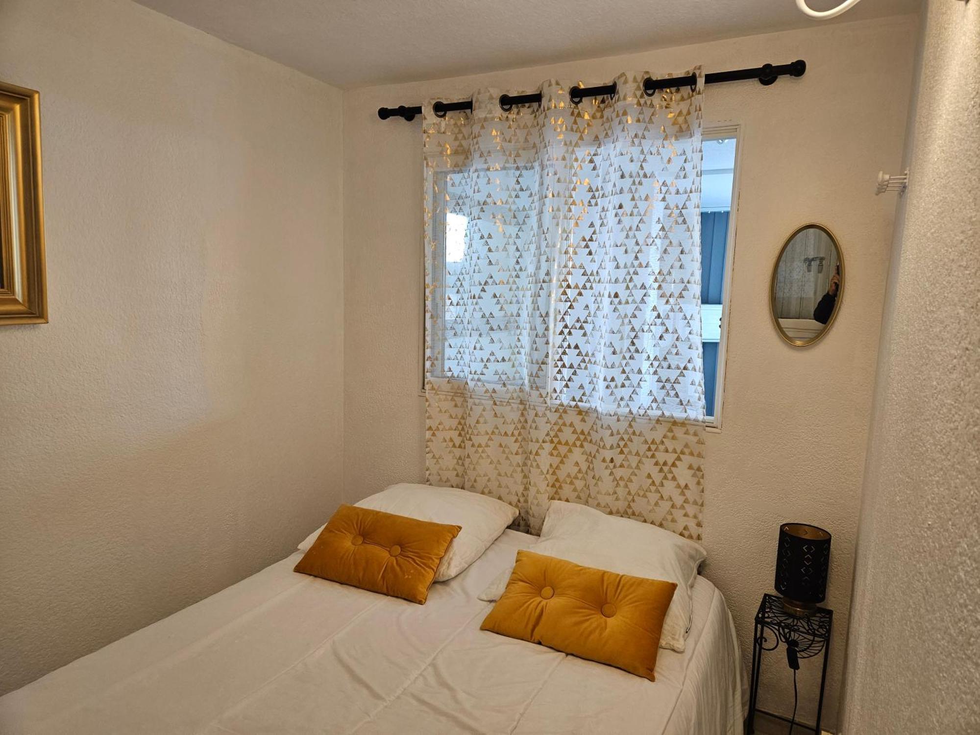 Cap D'Agde - Residence Estivales - Proche Naturiste - Terrasse - Wifi - Parking - Piscine - Clim Ngoại thất bức ảnh